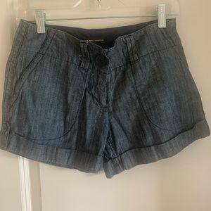 New York & Company cuffed dark chambray shorts size 0